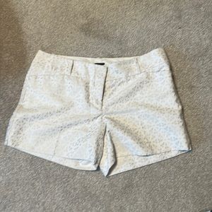 Cream shorts. Size 12. The Limited. 5 inch inseam. Excellent condition